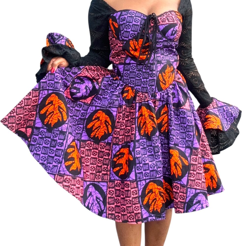 Robe Ovale Corset – Wax & Dentelle