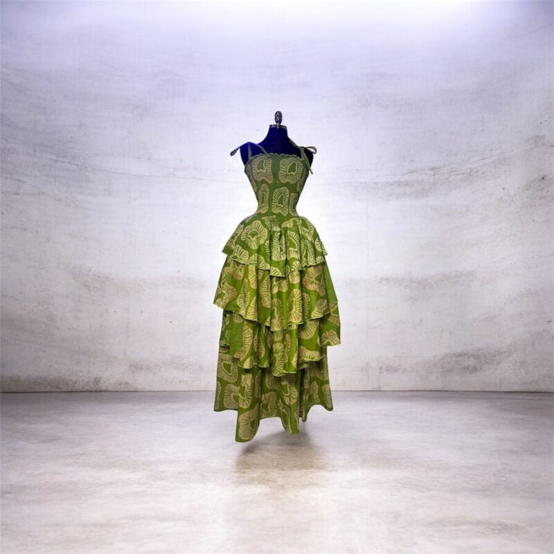 Robe Maxi  à Volants et Bustier Smocké