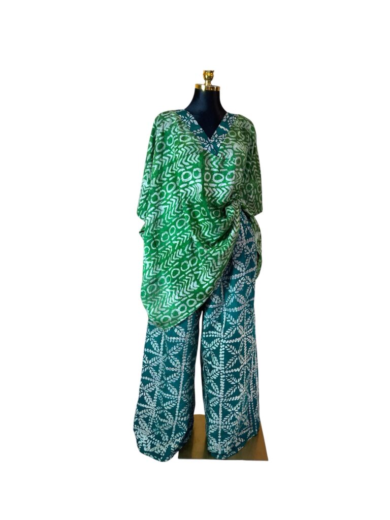 Ensemble Pantalon & Chemise – L'Harmonie du Batik & de l'Adiré