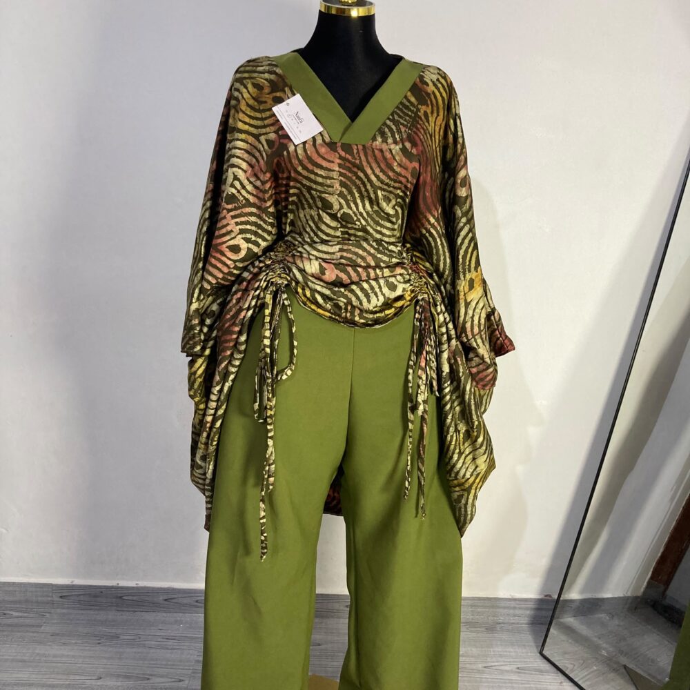 Ensemble Pantalon et Robe ajustable